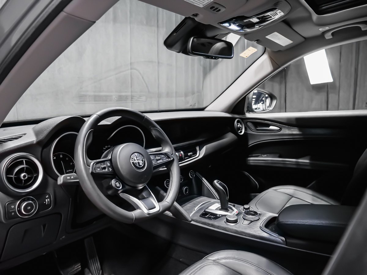 2021 Alfa Romeo Stelvio Sprint Grey Montreal - photo #5
