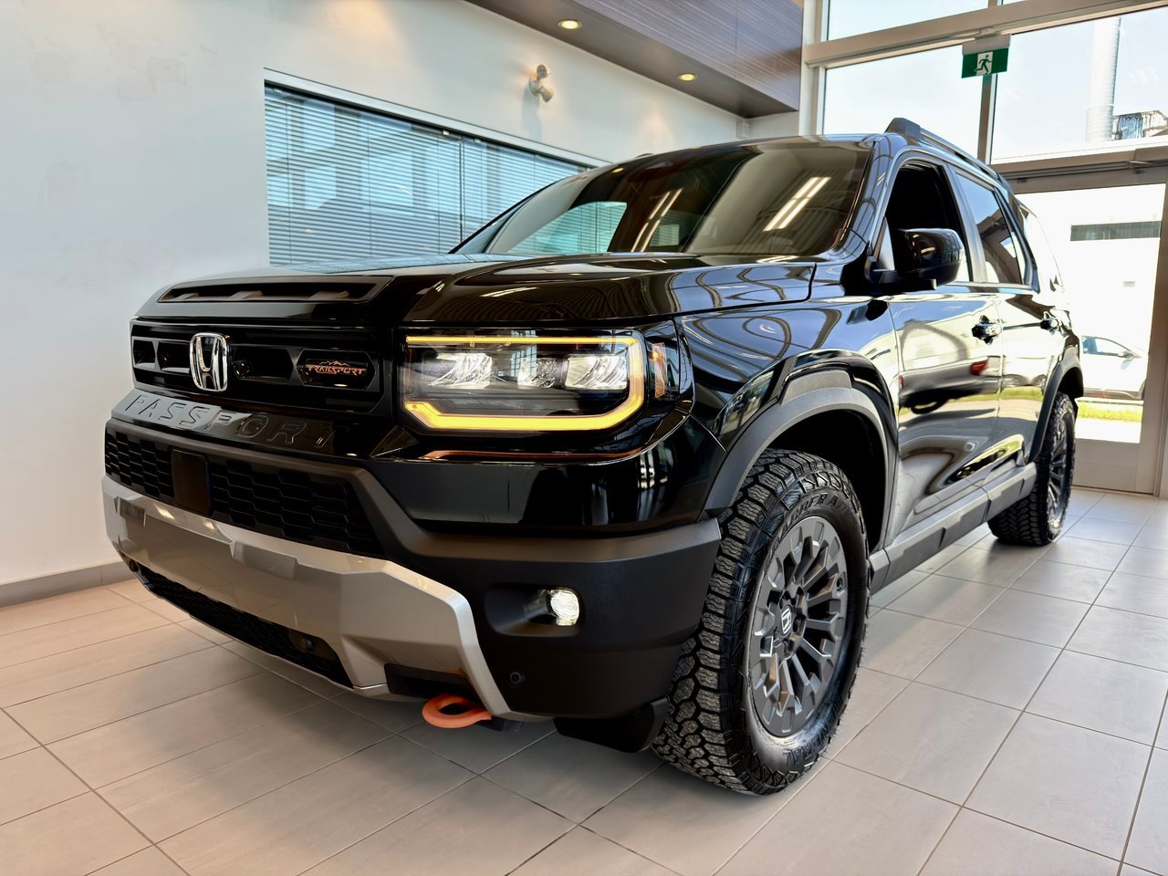 2026 Honda Passport Black Notre-Dame-des-Prairies - photo #3