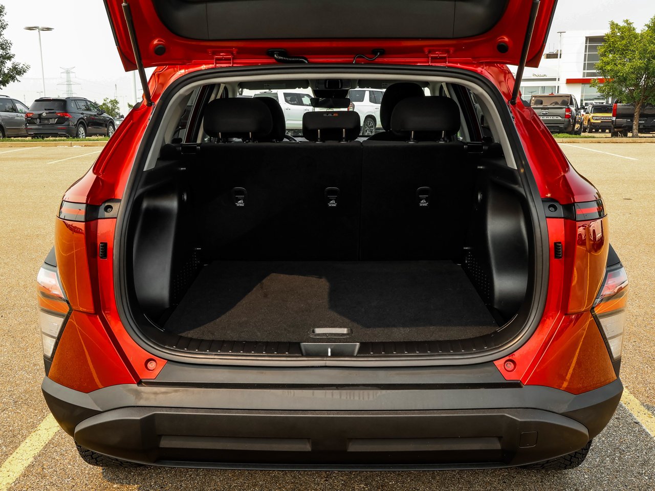 2024 Hyundai Kona 2.0L Preferred AWD Red Sherwood Park - photo #8