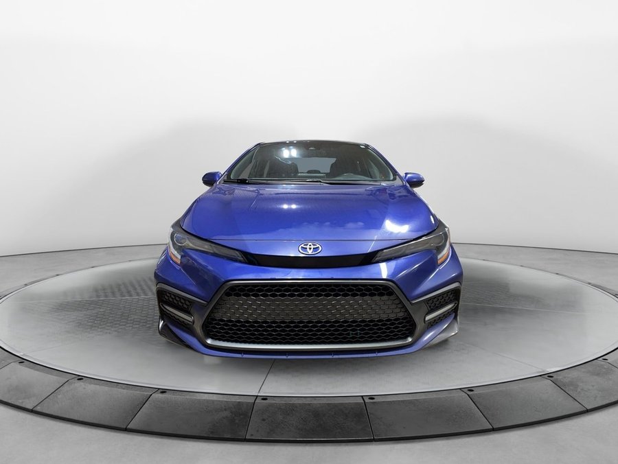 Toyota Corolla 2021 2021 Bleu choc métallisé avec toit noir