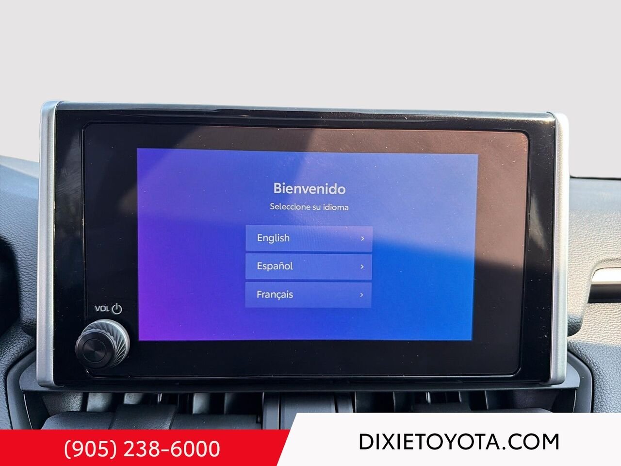 2025 Toyota RAV4 XLE AWD / CLEAN CARFAX / HEATED SEATS / MOONROOF / ALLOY WHEELS / CARPLAY AND ANDROID AUTO Blue Mississauga - photo #14