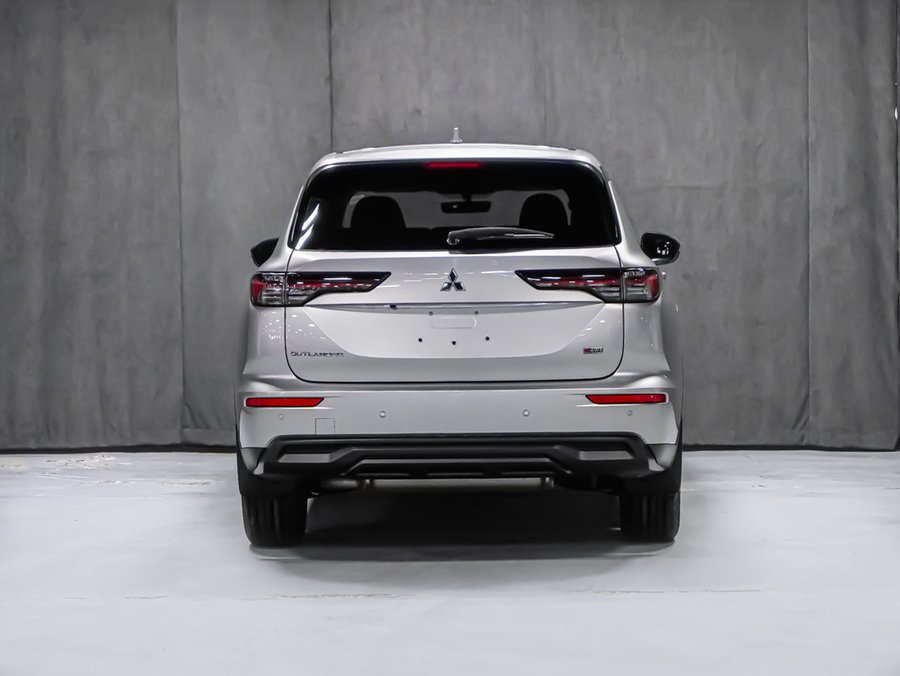 Mitsubishi Outlander ES 2026 Gris plomb