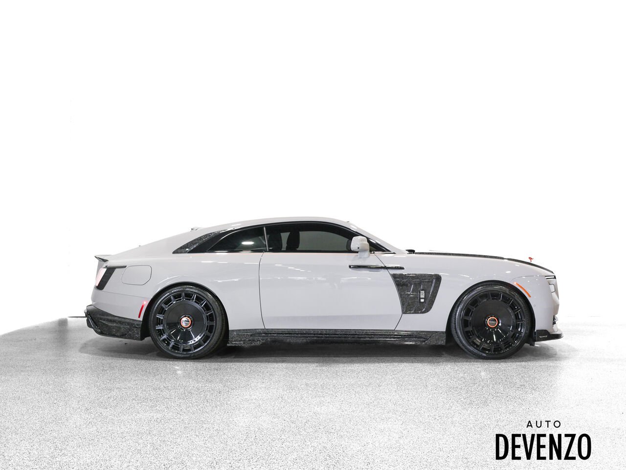 Rolls-Royce Spectre 2024 Gris Saint-Eustache - photo #1