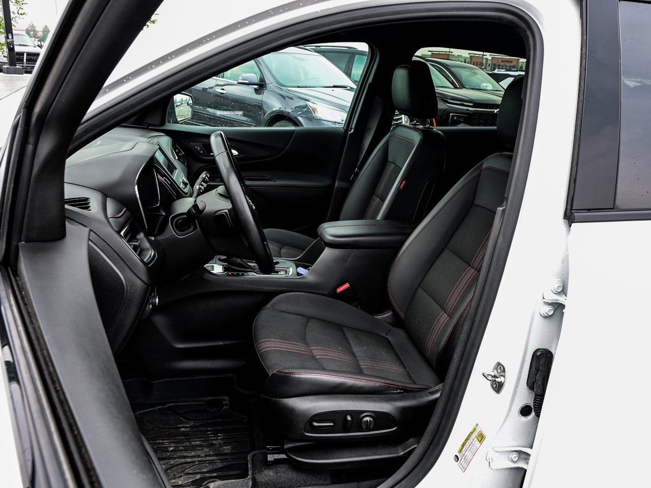 2023 Chevrolet Equinox AWD 4dr RS White Sherwood Park - photo #15