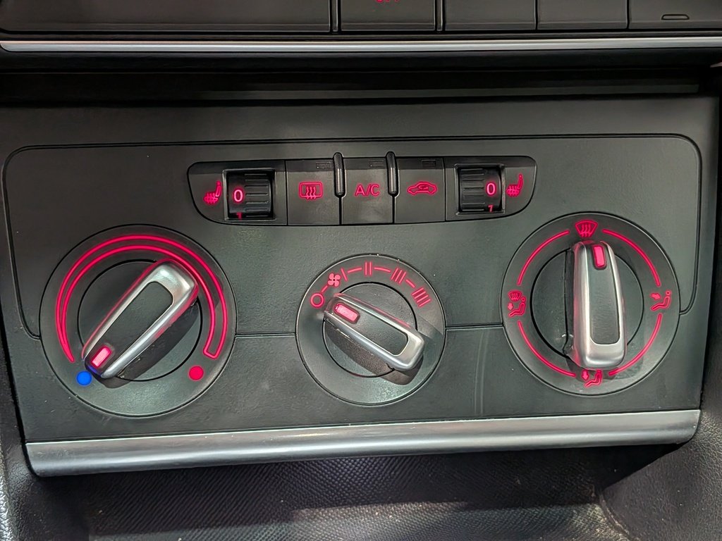 2017 Audi Q3 quattro 4dr 2.0T Komfort Black Val-David - photo #25