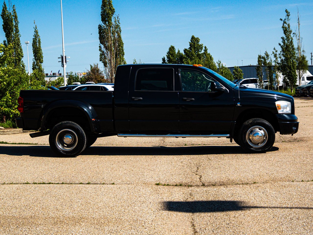 2007 Dodge Ram 3500 4WD Mega Cab 160.5 DRW Laramie Black Sherwood Park - photo #13