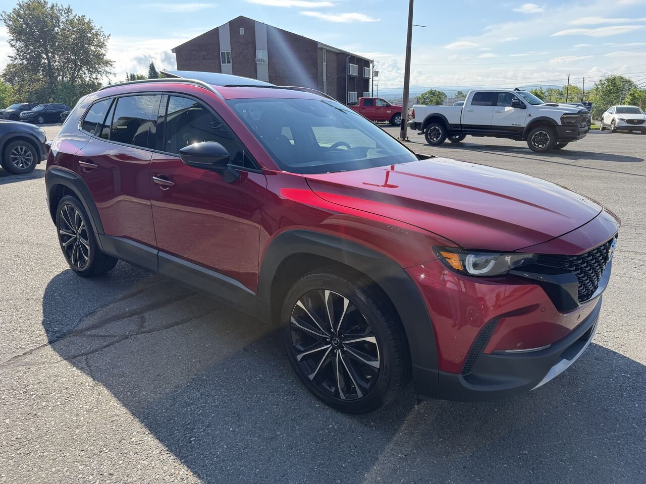 2023 Mazda CX-50 Red Lac Mégantic - photo #6