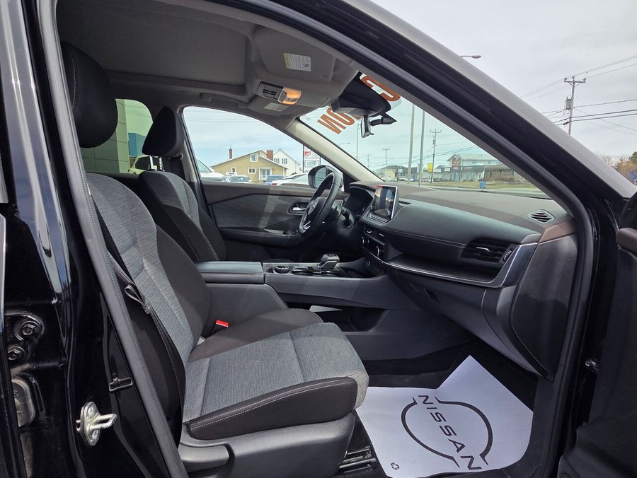 2023 Nissan Rogue SV 2023 Black