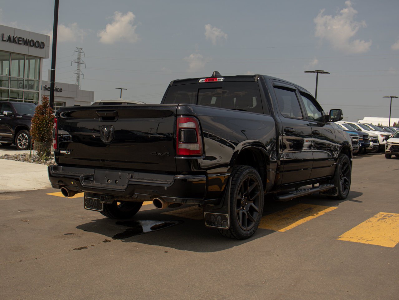 2022 Ram 1500 Sport 4x4 Crew Cab 5'7 Box Black Sherwood Park - photo #9