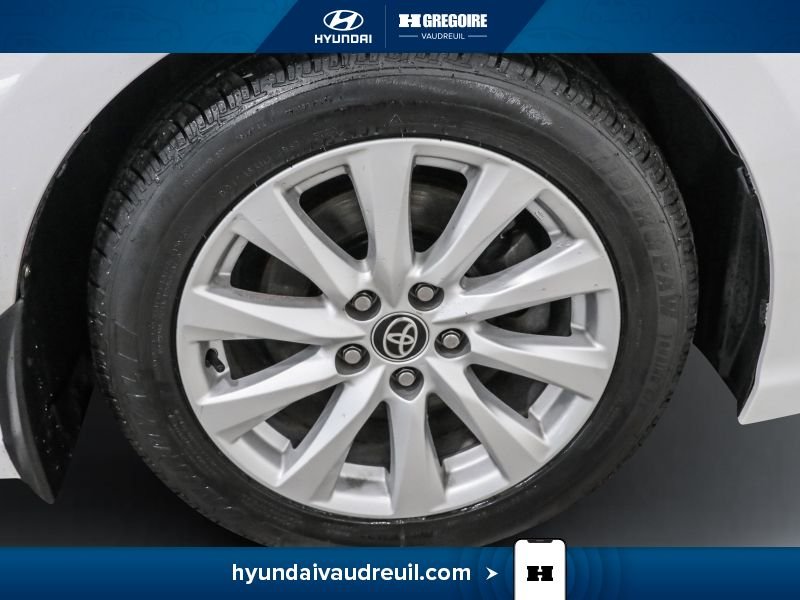 2020 Toyota Camry White Blainville - photo #32