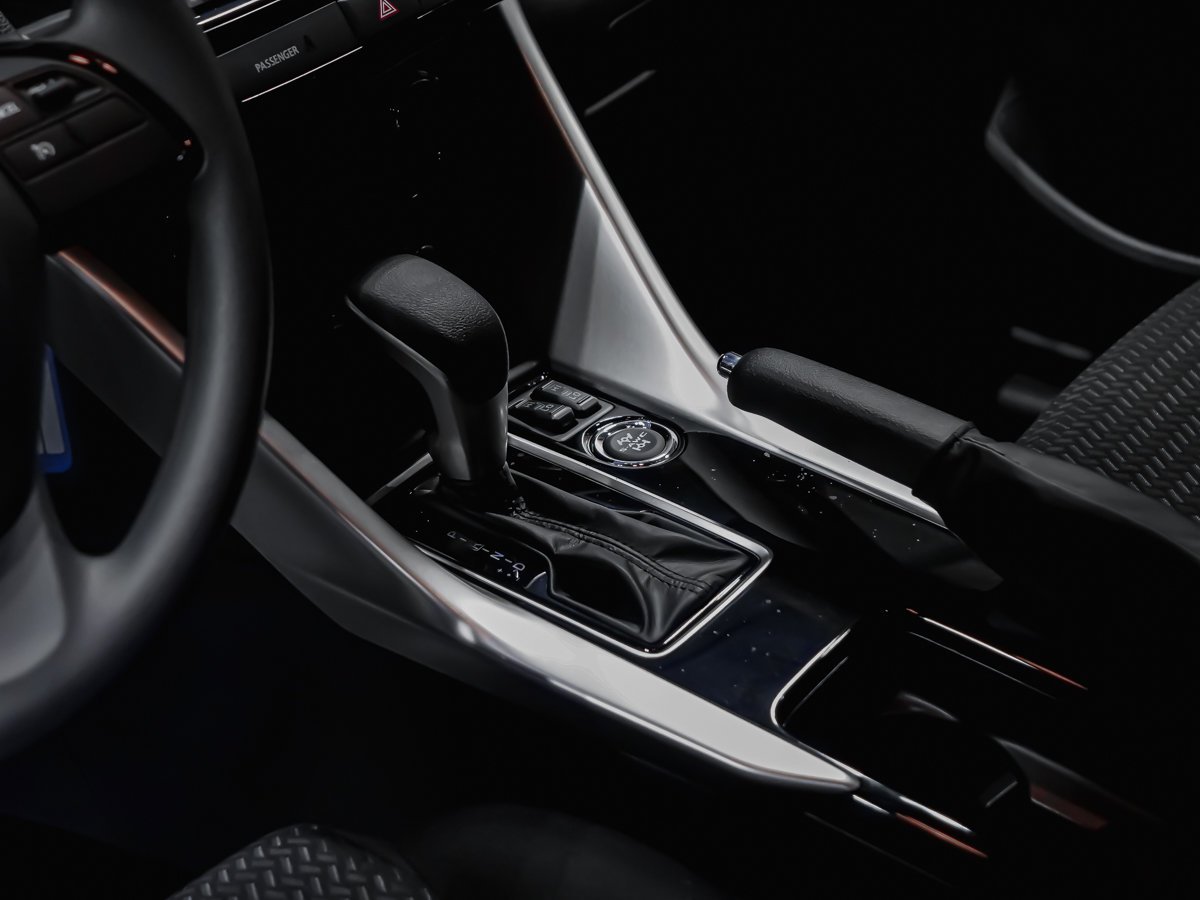 2026 Mitsubishi Eclipse Cross ES Titanium Grey Metallic Montreal - photo #13
