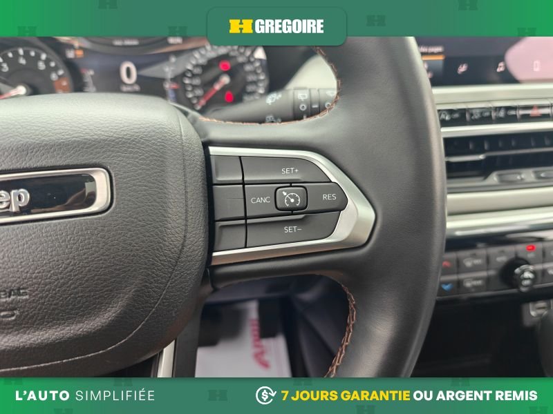 Jeep Compass 2022 Noir Blainville - photo #16