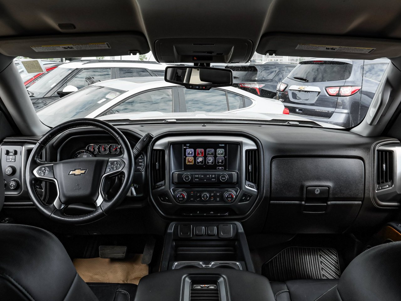 2018 Chevrolet Silverado 1500 4WD Crew Cab 143.5 LTZ w/2LZ Grey Sherwood Park - photo #16