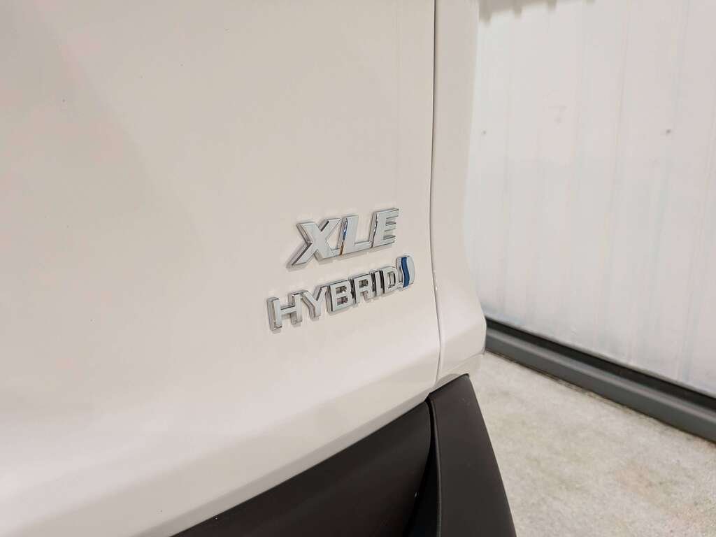 Toyota RAV4 2022 Blanc Val-David - photo #31