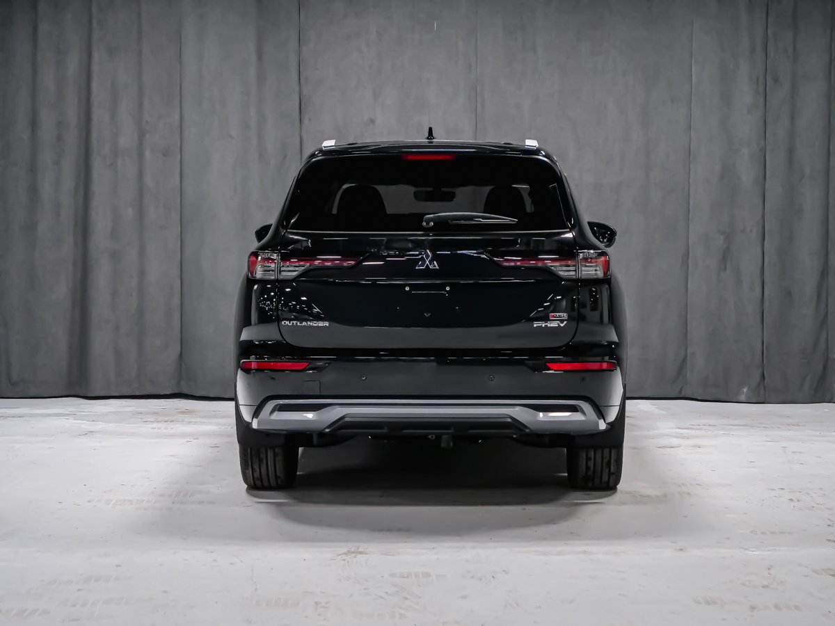 2026 Mitsubishi Outlander Plug-In Hybrid GT Black Diamond Premium Finish Montreal - photo #4