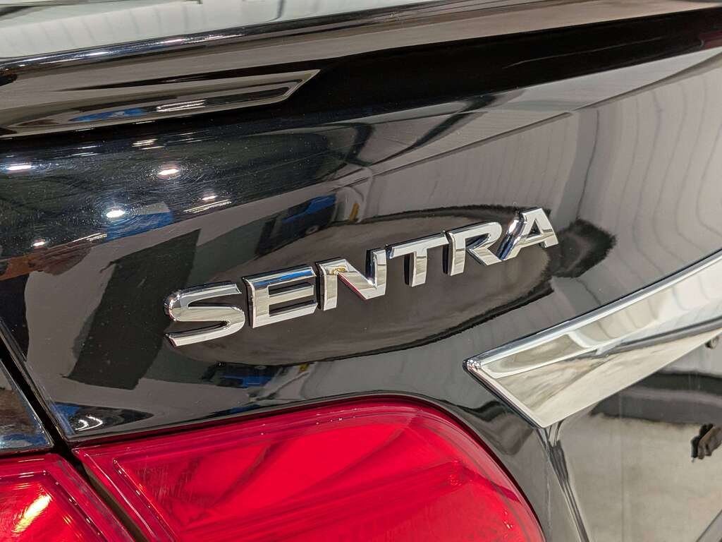 Nissan Sentra 4dr Sdn CVT SR Turbo 2017 Noir Val-David - photo #33