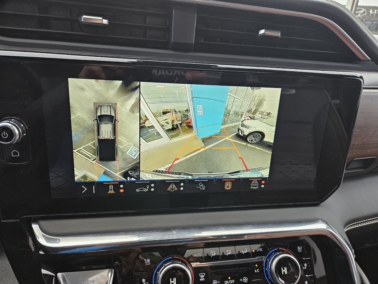 GMC Sierra 3500HD Denali Ultimate cabine multiplace 4RM 172 po 2025 Blanc Thetford Mines - photo #19