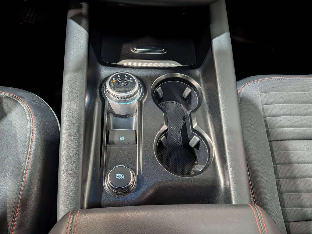 2025 Ford Explorer ST-Line 4WD Black Val-David - photo #31