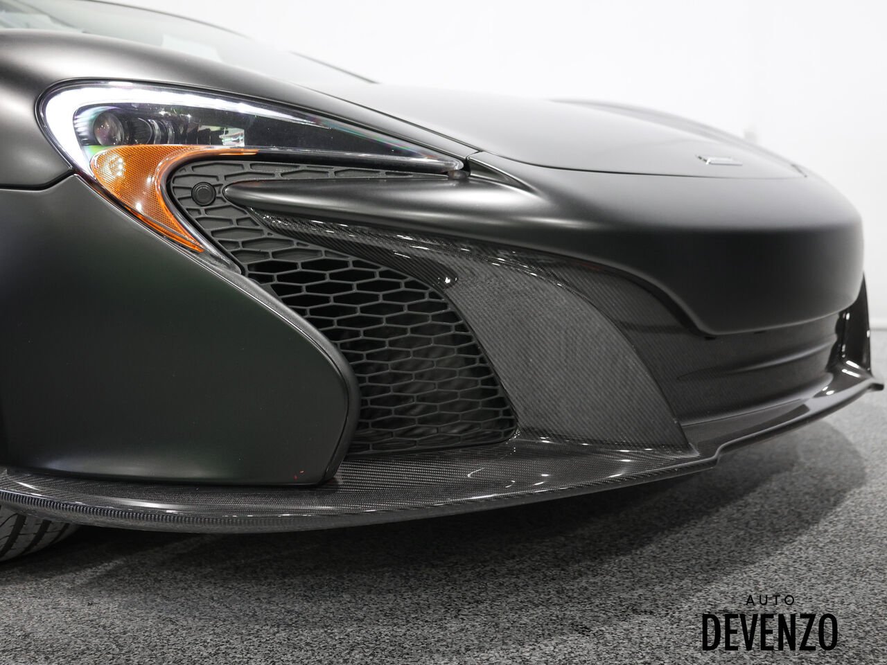 2016 McLaren 650s Spider 3.8L V8 Twin-Turbo Black Saint-Eustache - photo #8
