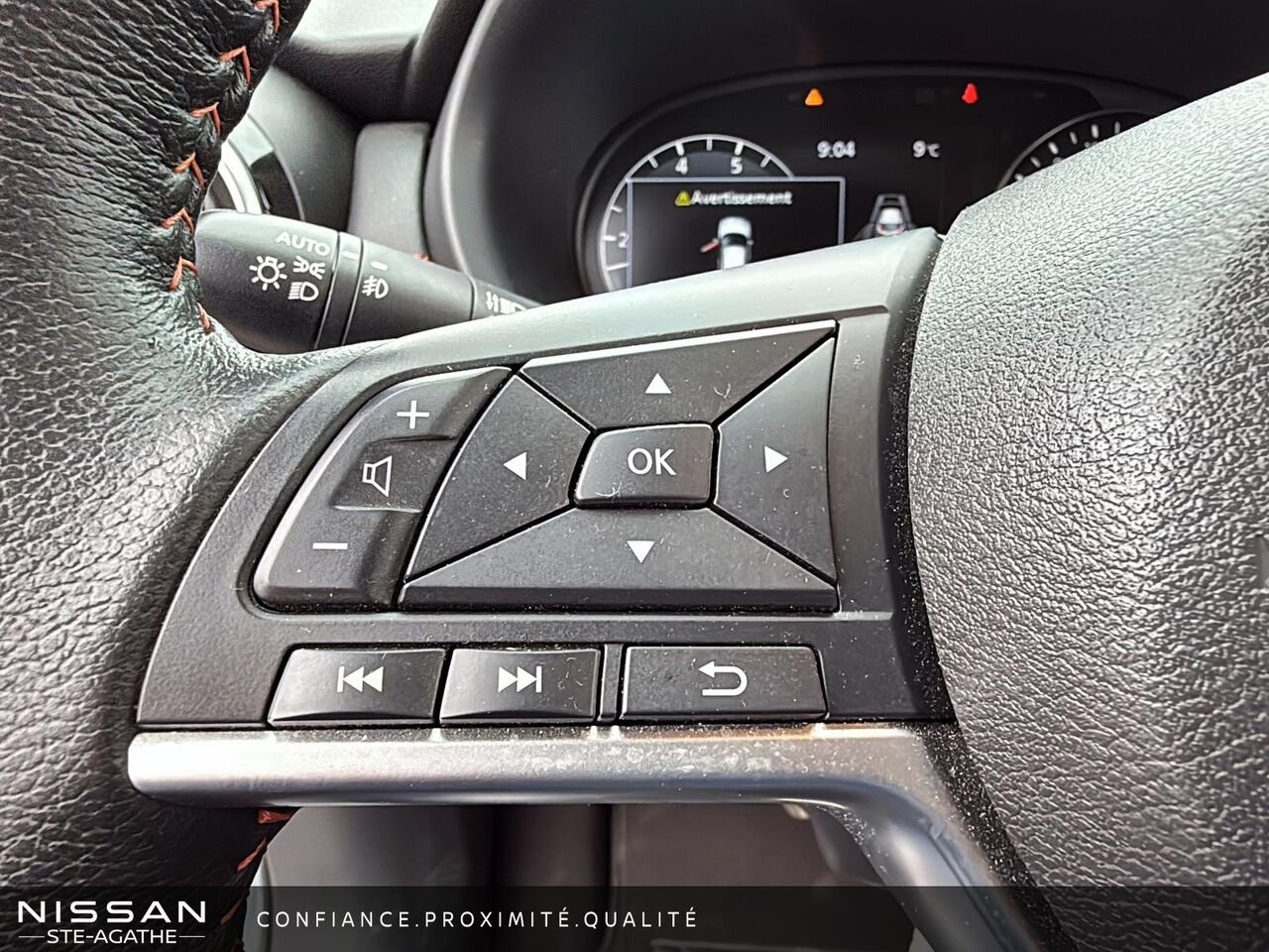 Nissan Kicks 2023 Gris Saint-Jérôme - photo #14