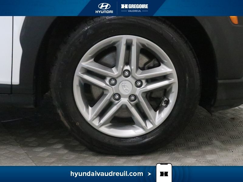 2020 Hyundai Kona White Blainville - photo #32