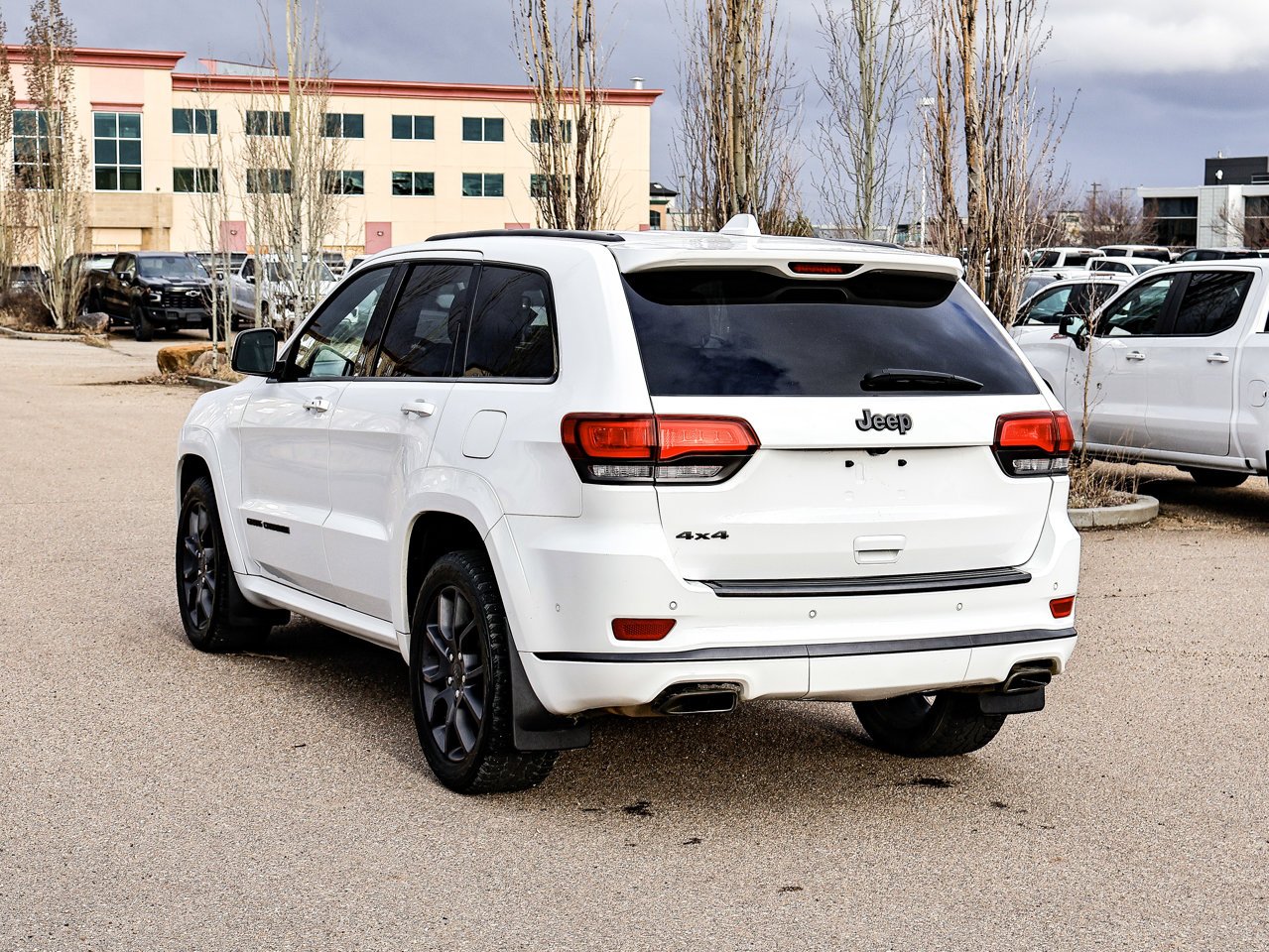 2021 Jeep Grand Cherokee High Altitude 4x4 White Sherwood Park - photo #10