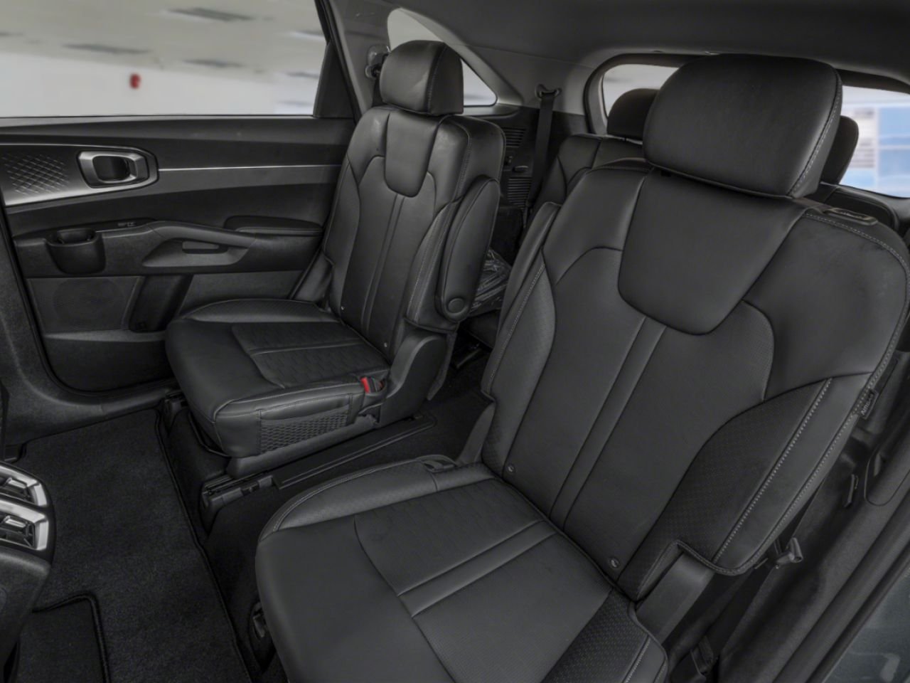 Kia Sorento hybride rechargeable 2026 Noir aurore nacré Blainville - photo #9