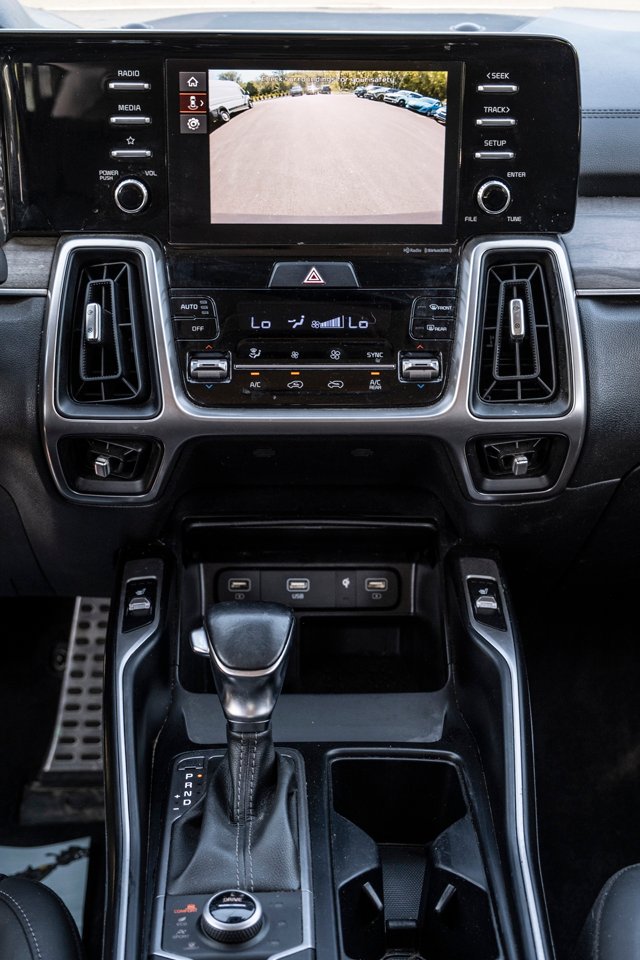 Kia Sorento 2023 Gris Gatineau - photo #25