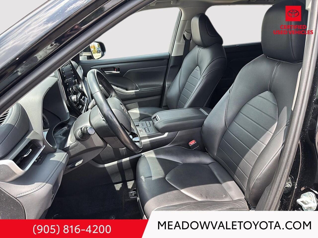 2020 Toyota Highlander New Tires, One Owner Black Mississauga - photo #8