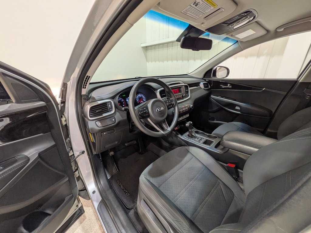 Kia Sorento AWD 4dr 2.4L LX 2016 Argent Val-David - photo #9