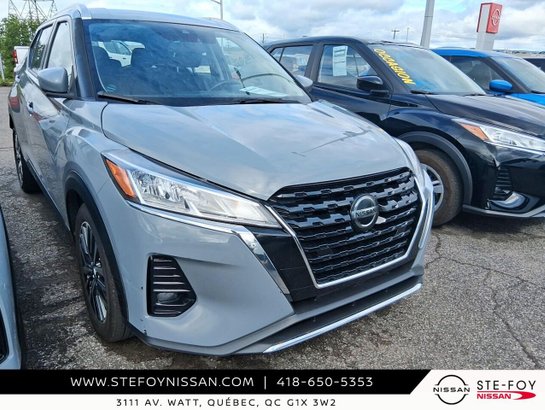 Nissan Kicks SV TA S6749 2024 Gris