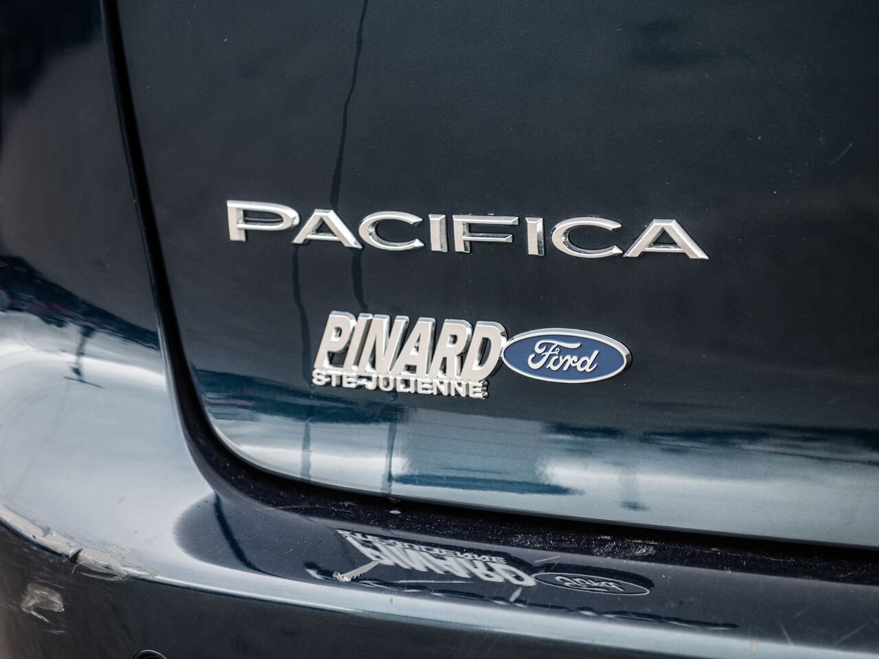 Chrysler Pacifica Hybrid 2023 Bleu Sainte-Julienne - photo #6