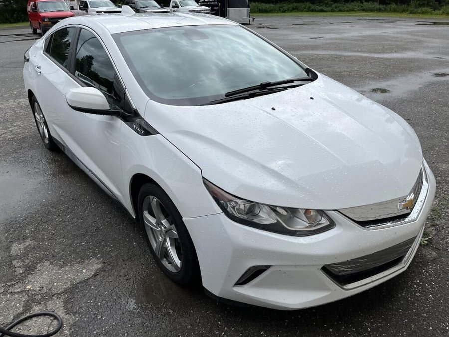 2018 CHEVROLET VOLT LT 2018 White