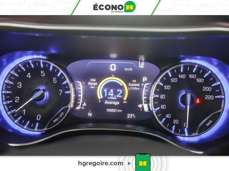 2018 Chrysler Pacifica Silver Blainville - photo #8