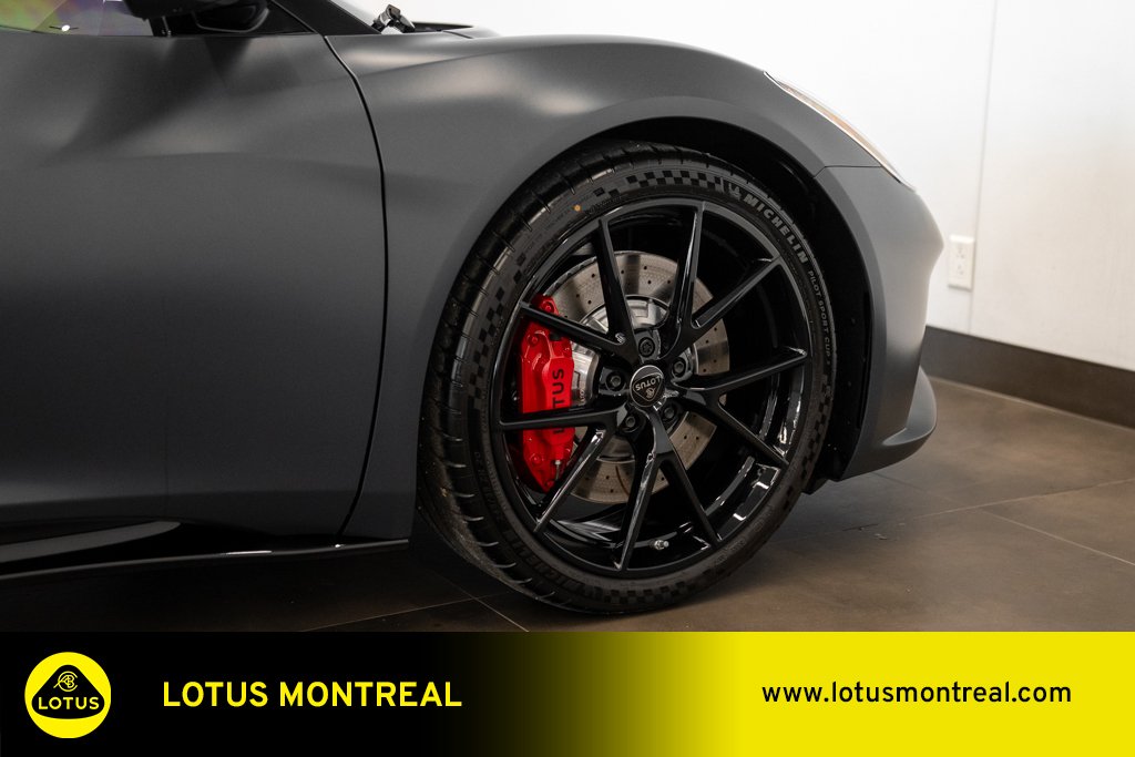 Lotus Emira 2026 Nimbus Gray Kirkland - photo #9