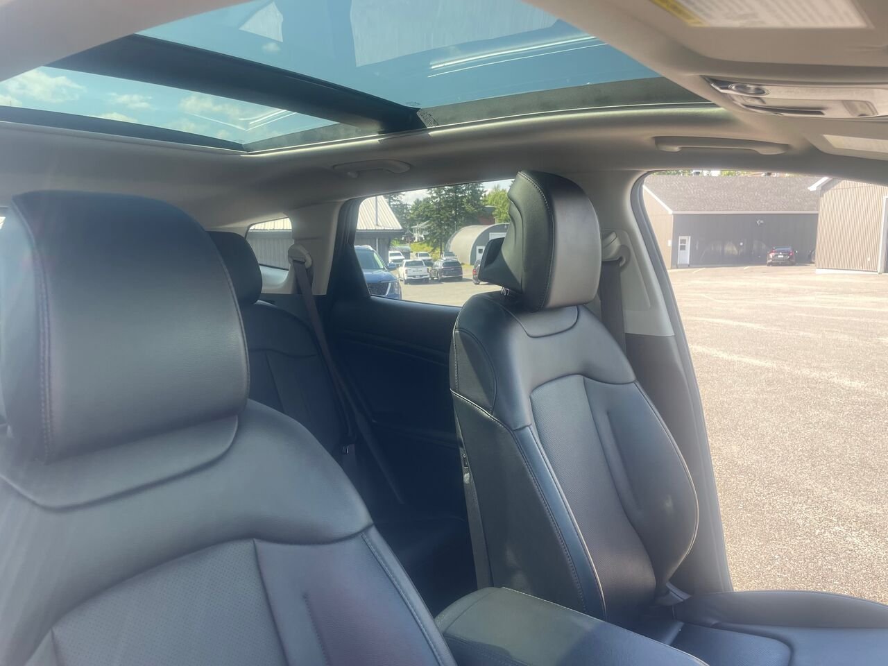2025 Kia Sportage Blue Lac Mégantic - photo #5