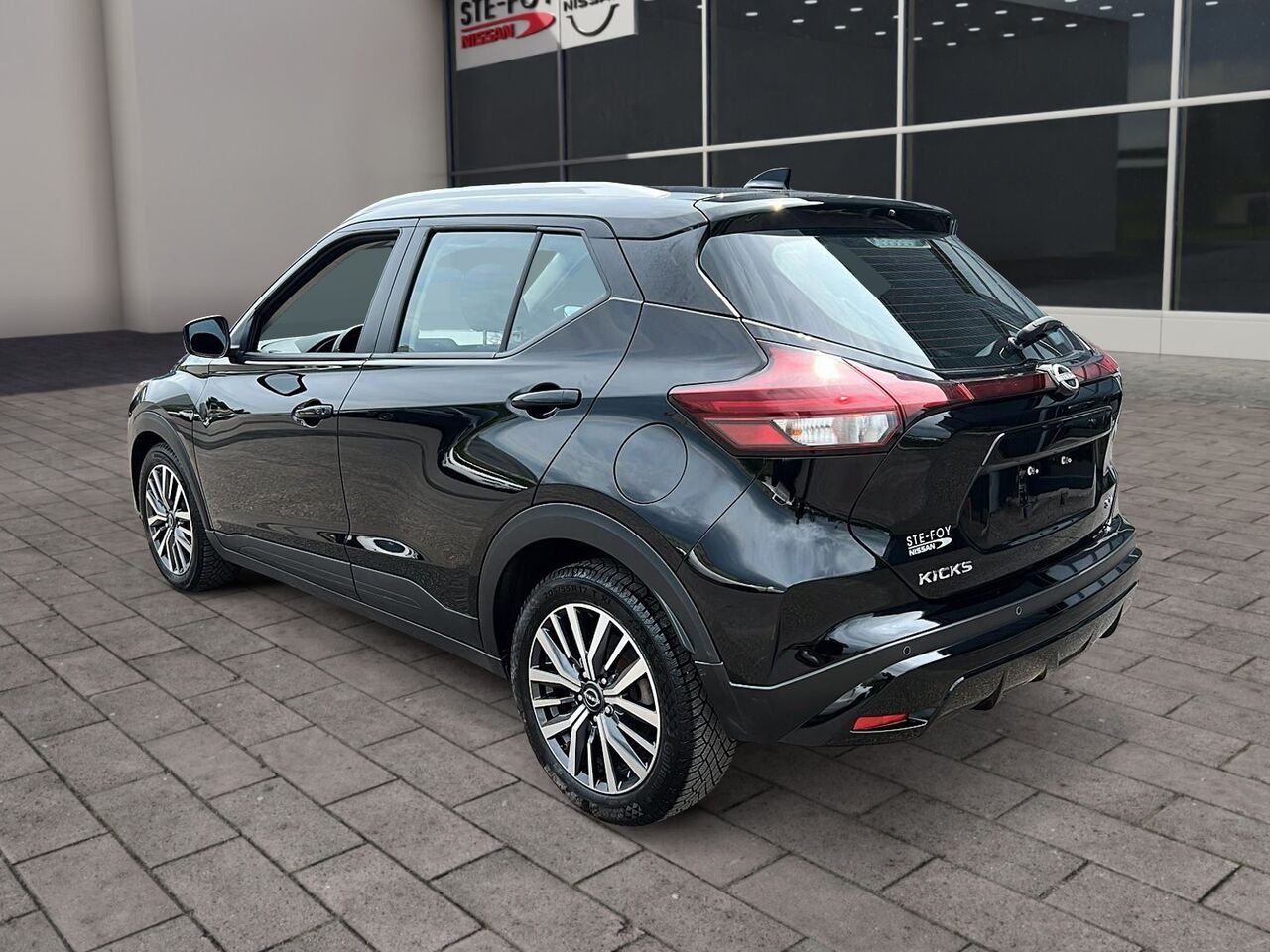 Nissan Kicks SV TA 2024 Noir Québec - photo #3