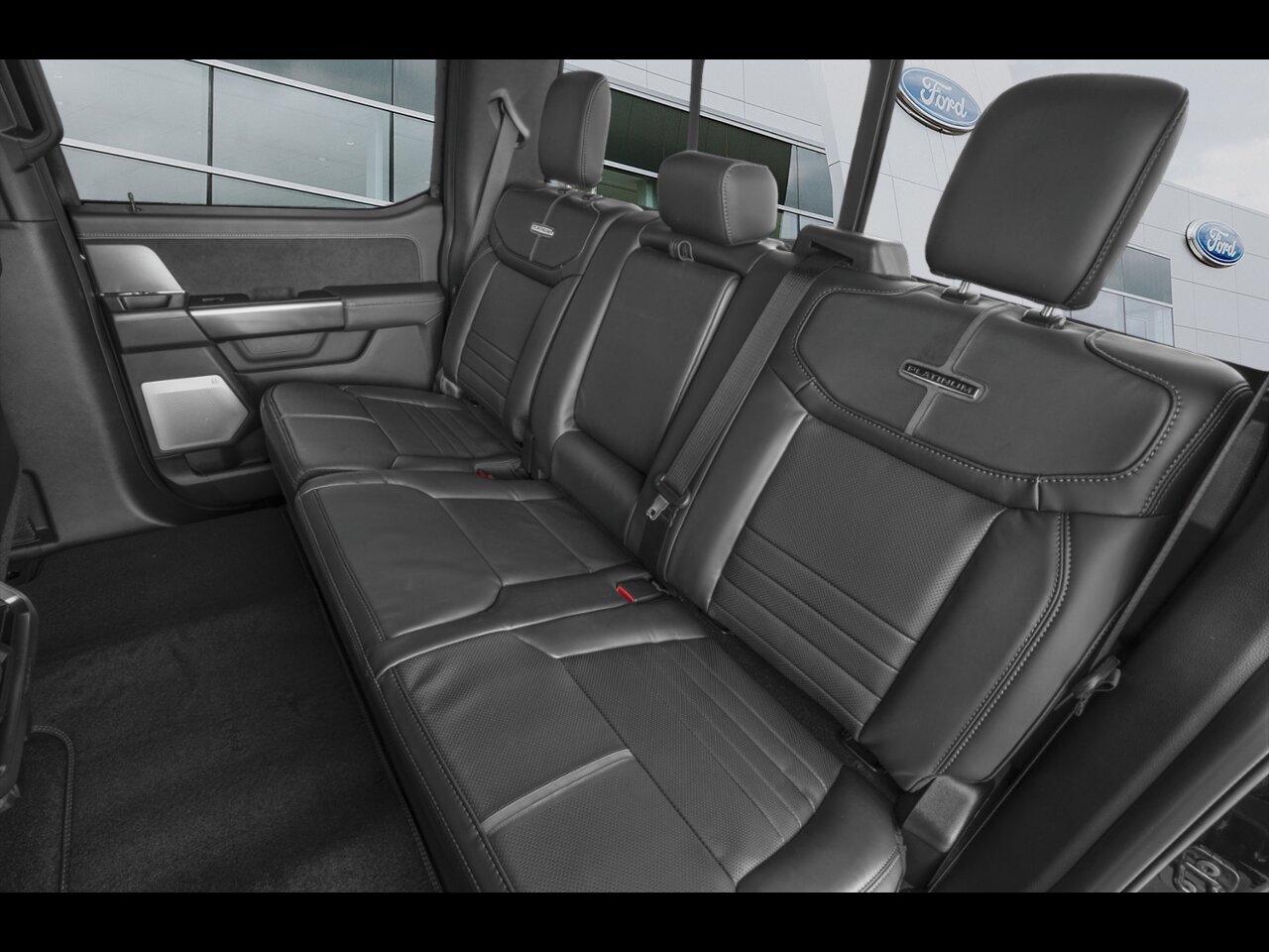 2026 Ford F-150 Agate Black Metallic Saint-Eustache - photo #7