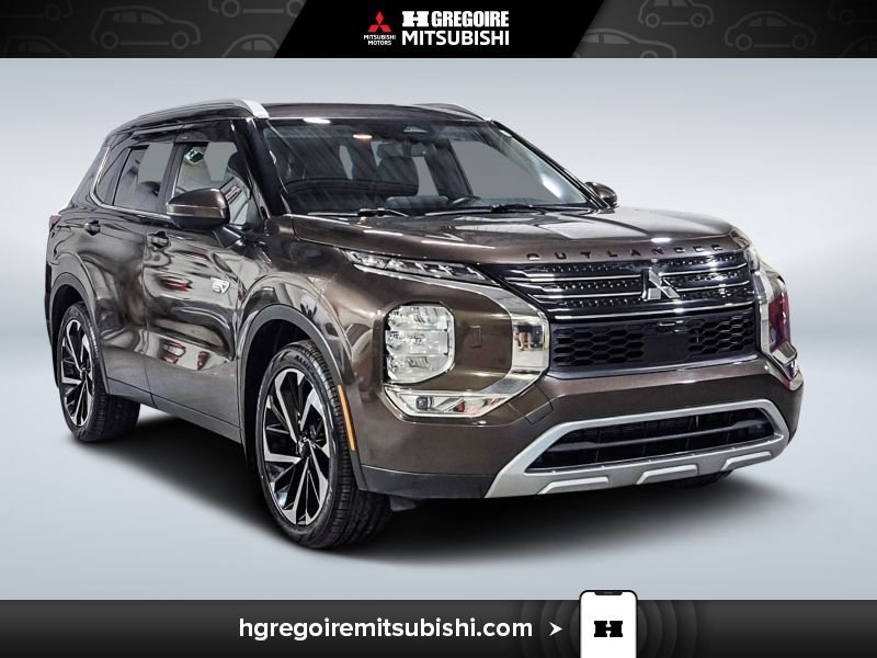 2023 Mitsubishi Outlander Plug-In Hybrid Bronze Laval - photo #0