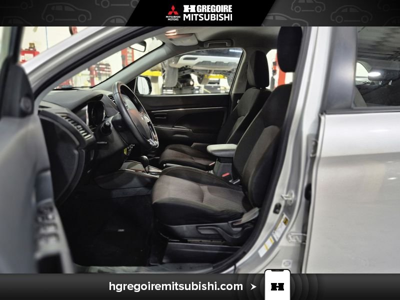 Mitsubishi RVR 2019 Gris Laval - photo #13