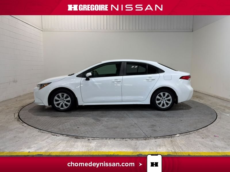 2021 Toyota Corolla White Laval - photo #5