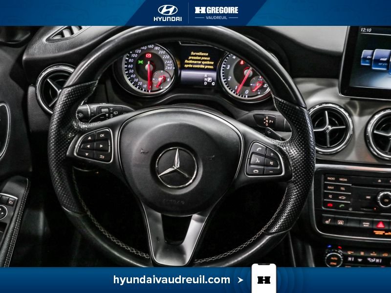 2016 Mercedes Benz GLA Black Blainville - photo #20