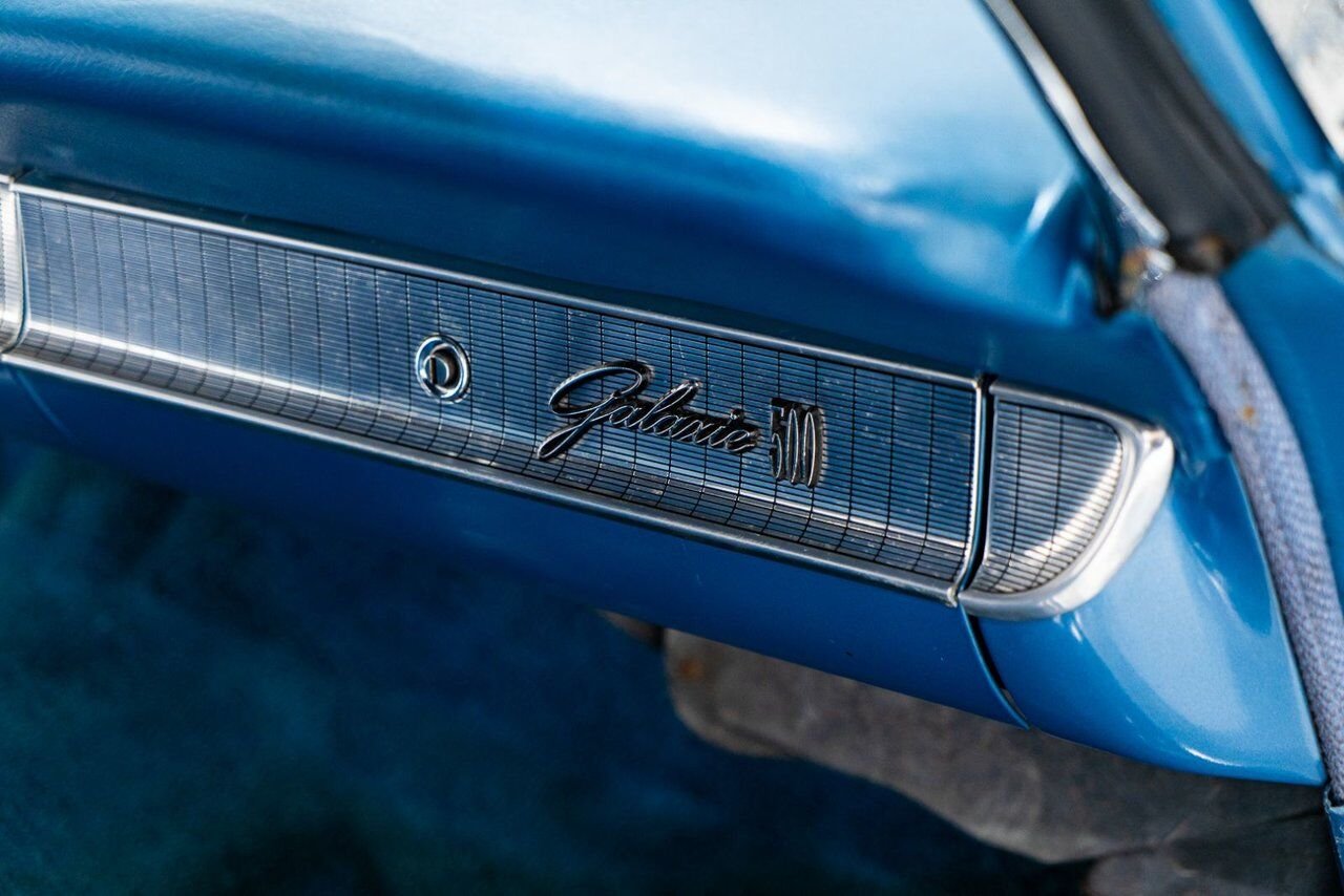 Ford Galaxie 500 *PRIX EN USD* 406 Cu In TriPower 4-Speed Convertible 1963 Bleu Montréal - photo #9