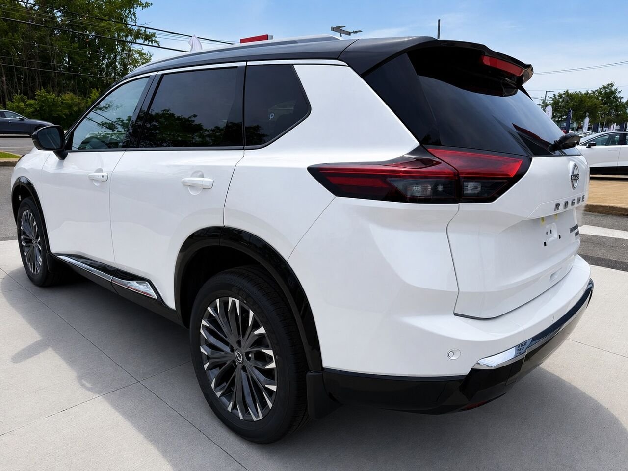 2026 NISSAN Rogue ROGUE PLATINE 2-Tone Everest White Tricoat Châteauguay - photo #3