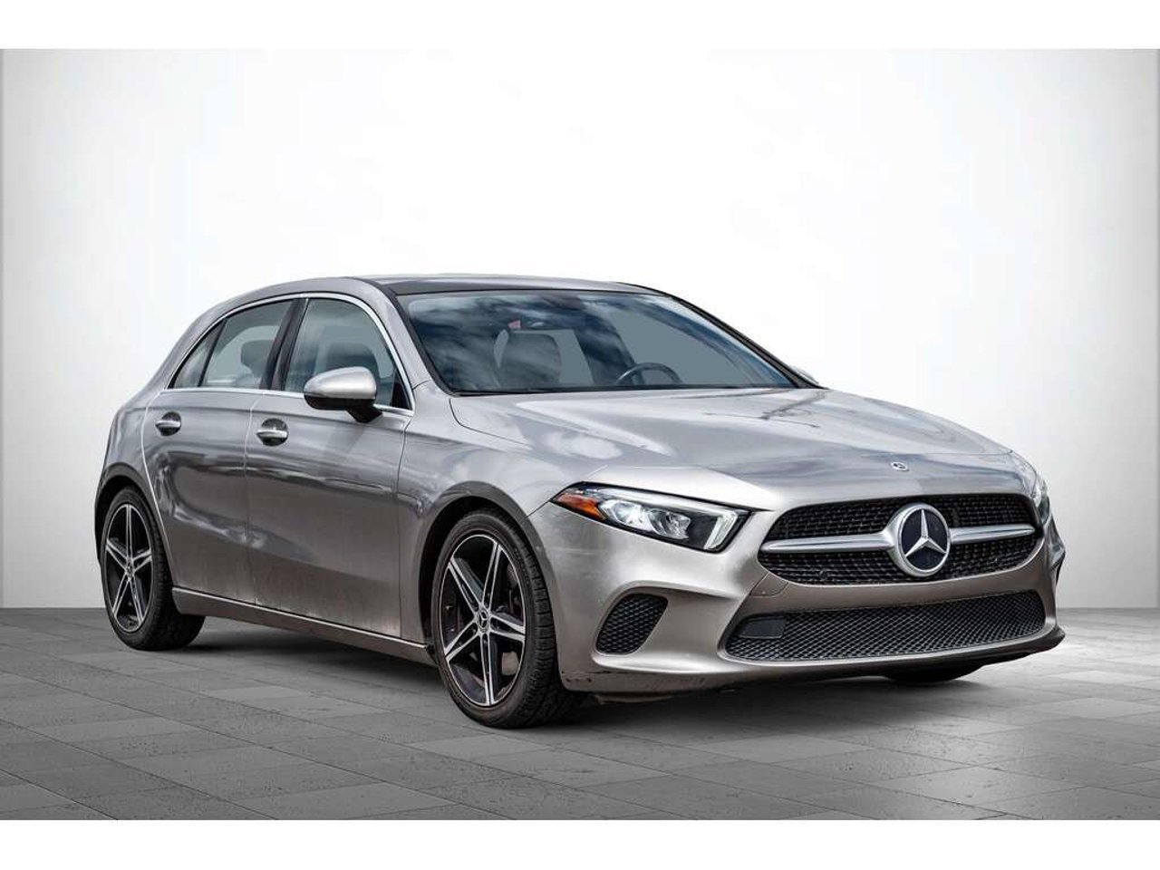2019 Mercedes-Benz A-Class Silver Sainte-Julienne - photo #1