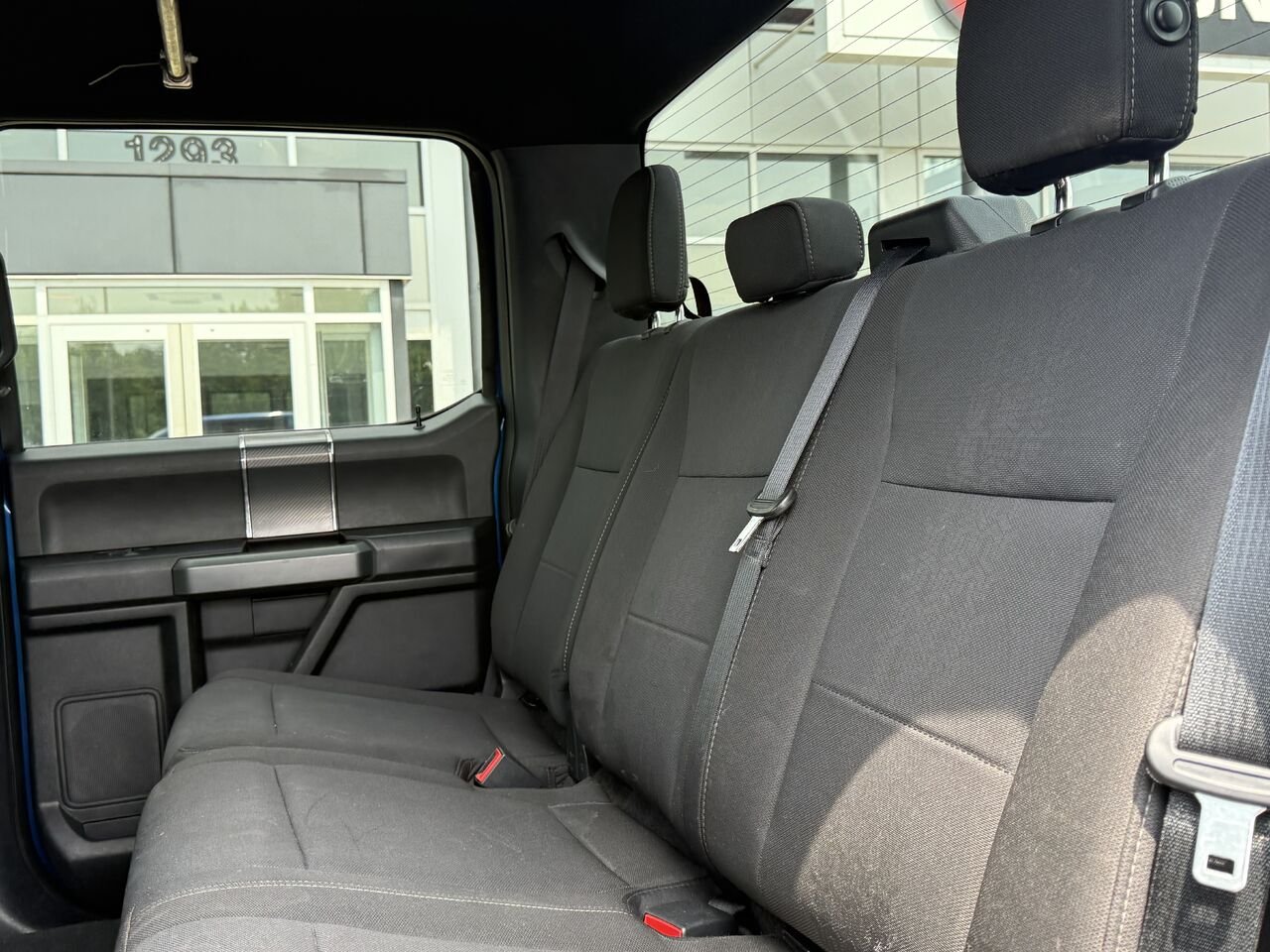 Ford F-150 XLT SUPERCREW 2018 Blanc Granby - photo #13