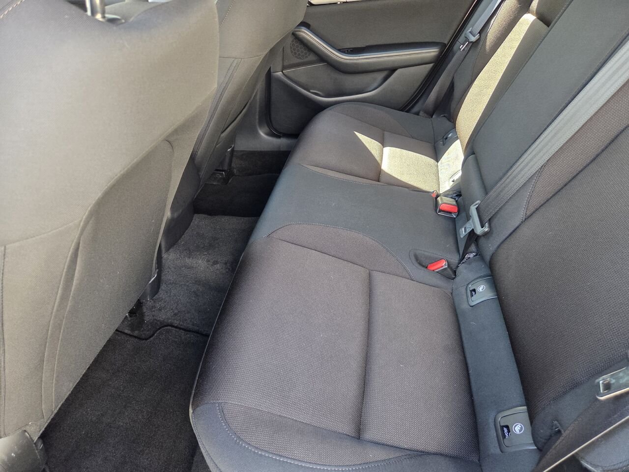 MAZDA MAZDA3 SPORT 2023 01C4 GRIS Amos - photo #11