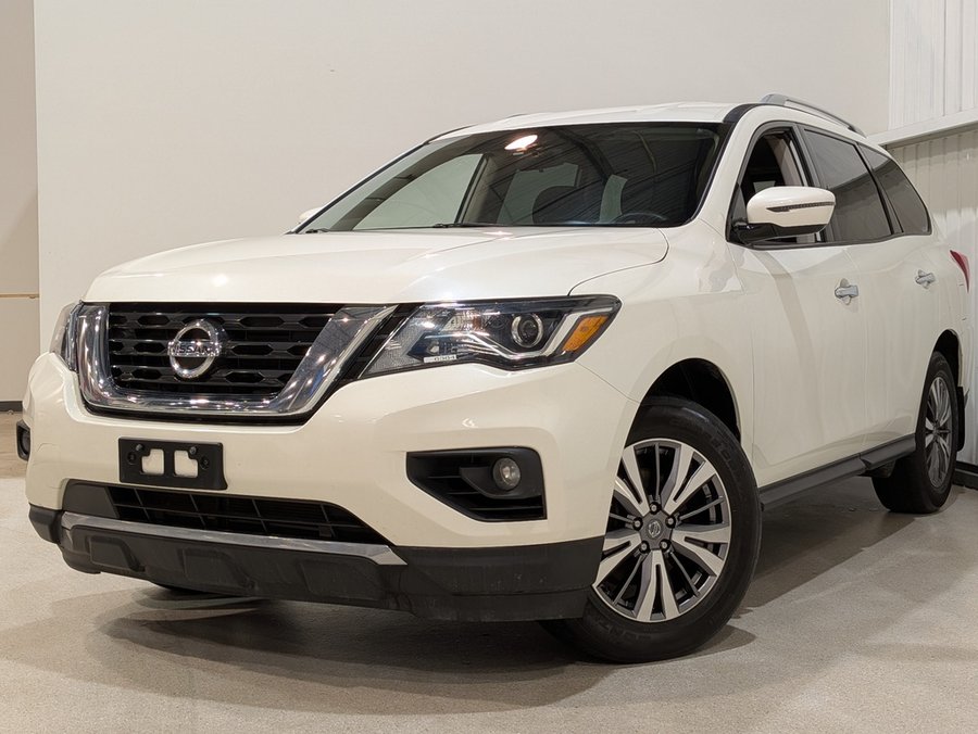 Nissan Pathfinder 4x4 SV Tech 2020 Blanc