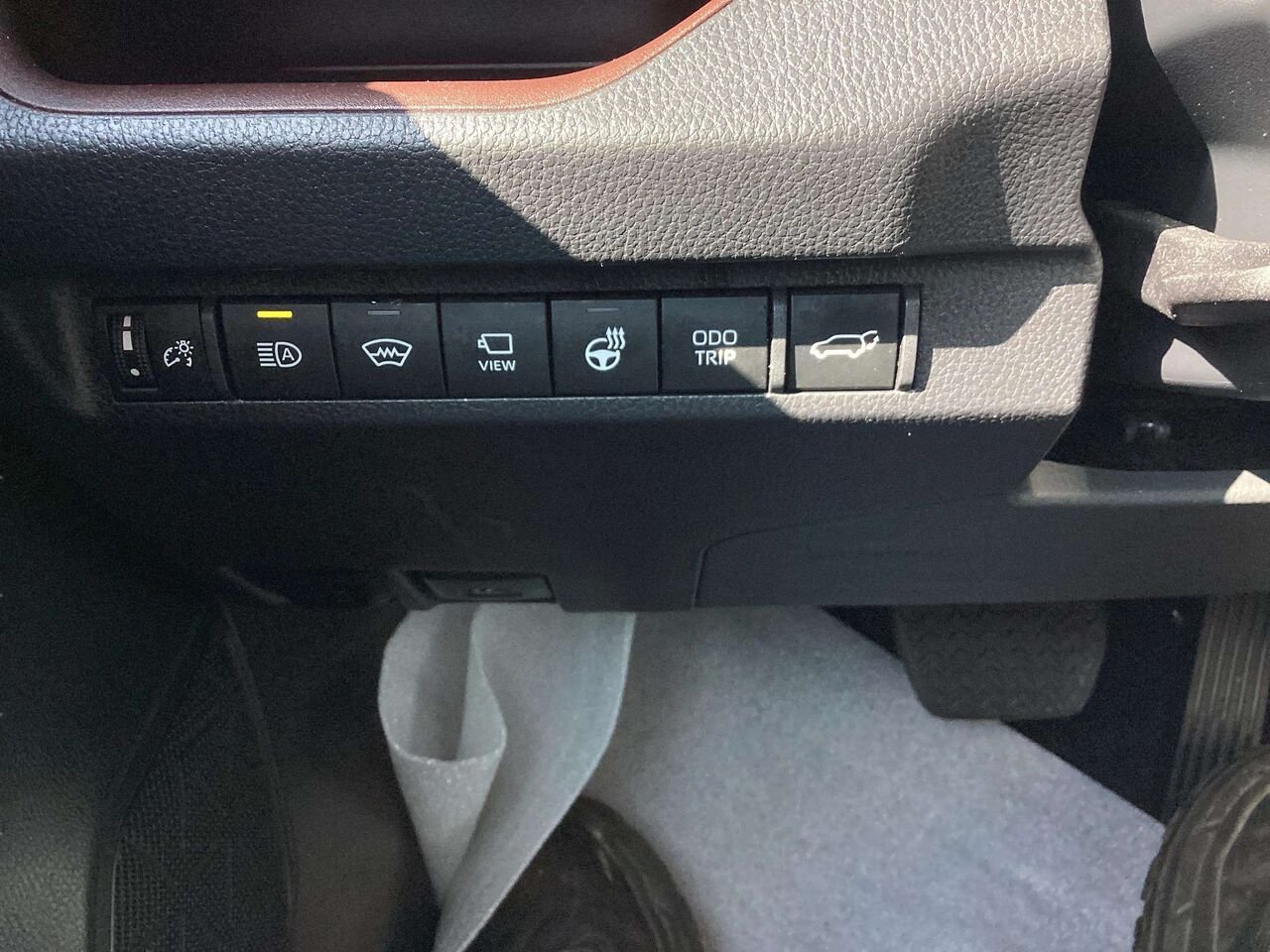 2023 TOYOTA RAV4 LIMITED AWD Black Gatineau - photo #15