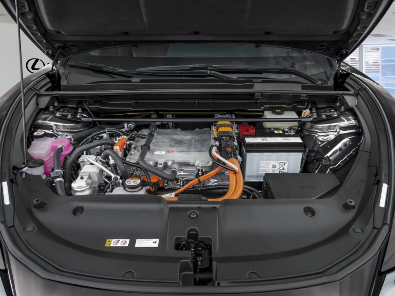 2026 Lexus RZ Oxygen White Quebec - photo #9
